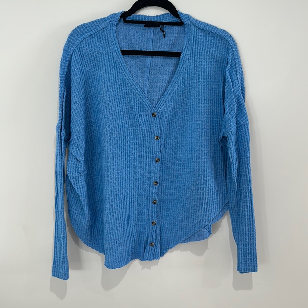 Urban outfitters waffle button down. Size small
